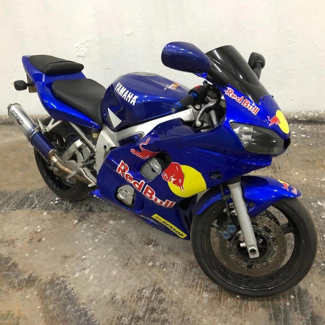 Amotopart Yamaha 1998-2002 YZF 600 R6 Blau mit Red Bullverrückungskit