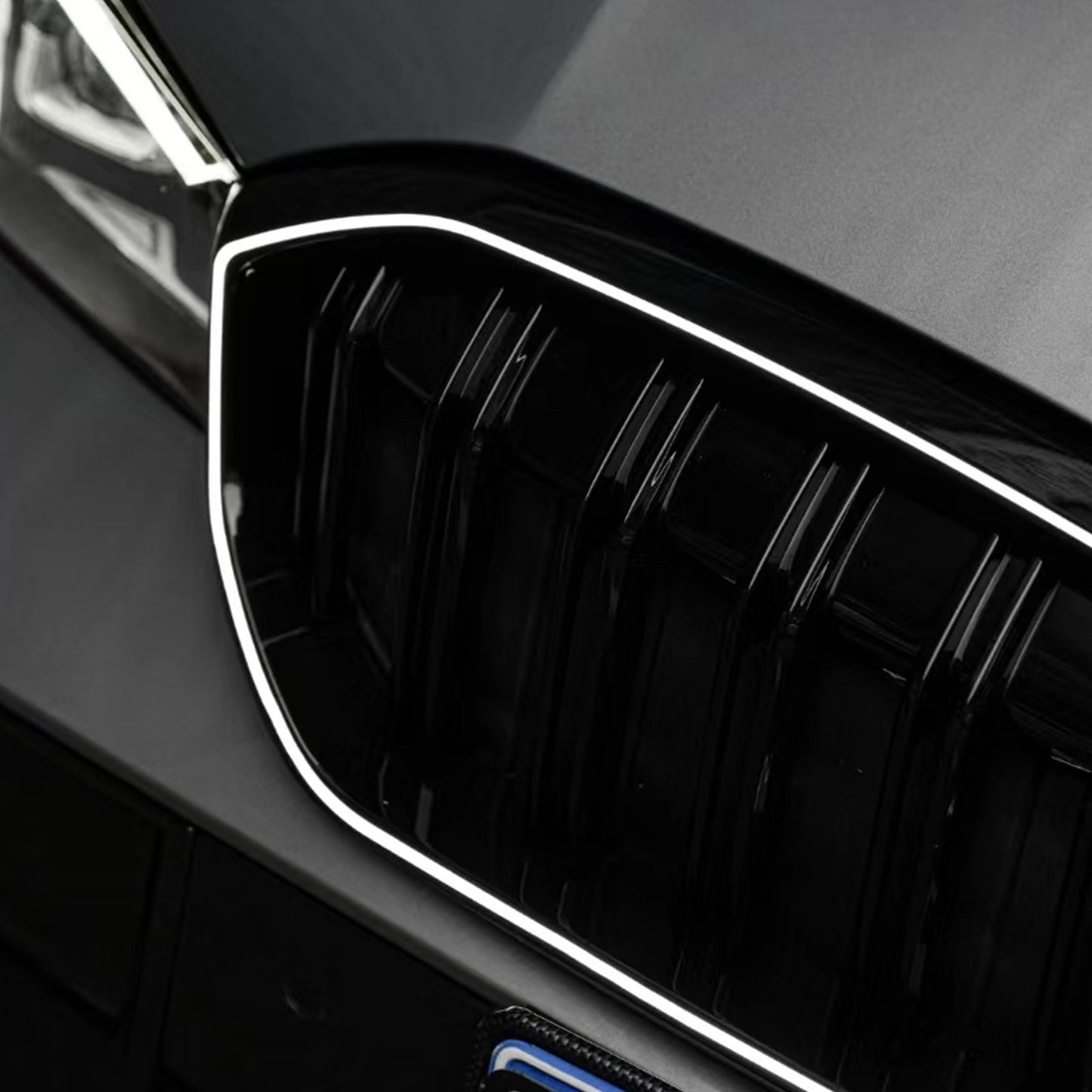 BMW 3er G20 G28 2023–2024, gl?nzendes schwarzes Nierengitter vorne