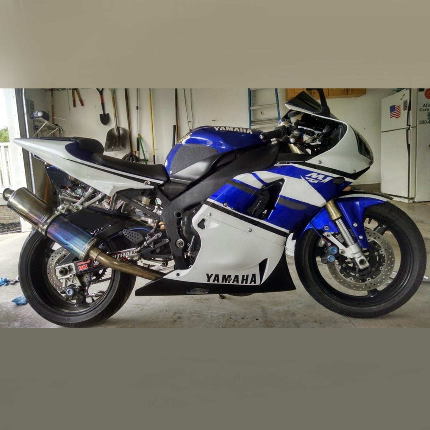 Amotopart 2000-2001 Yamaha YZF 1000 R1 Blue & White Fairing Kit